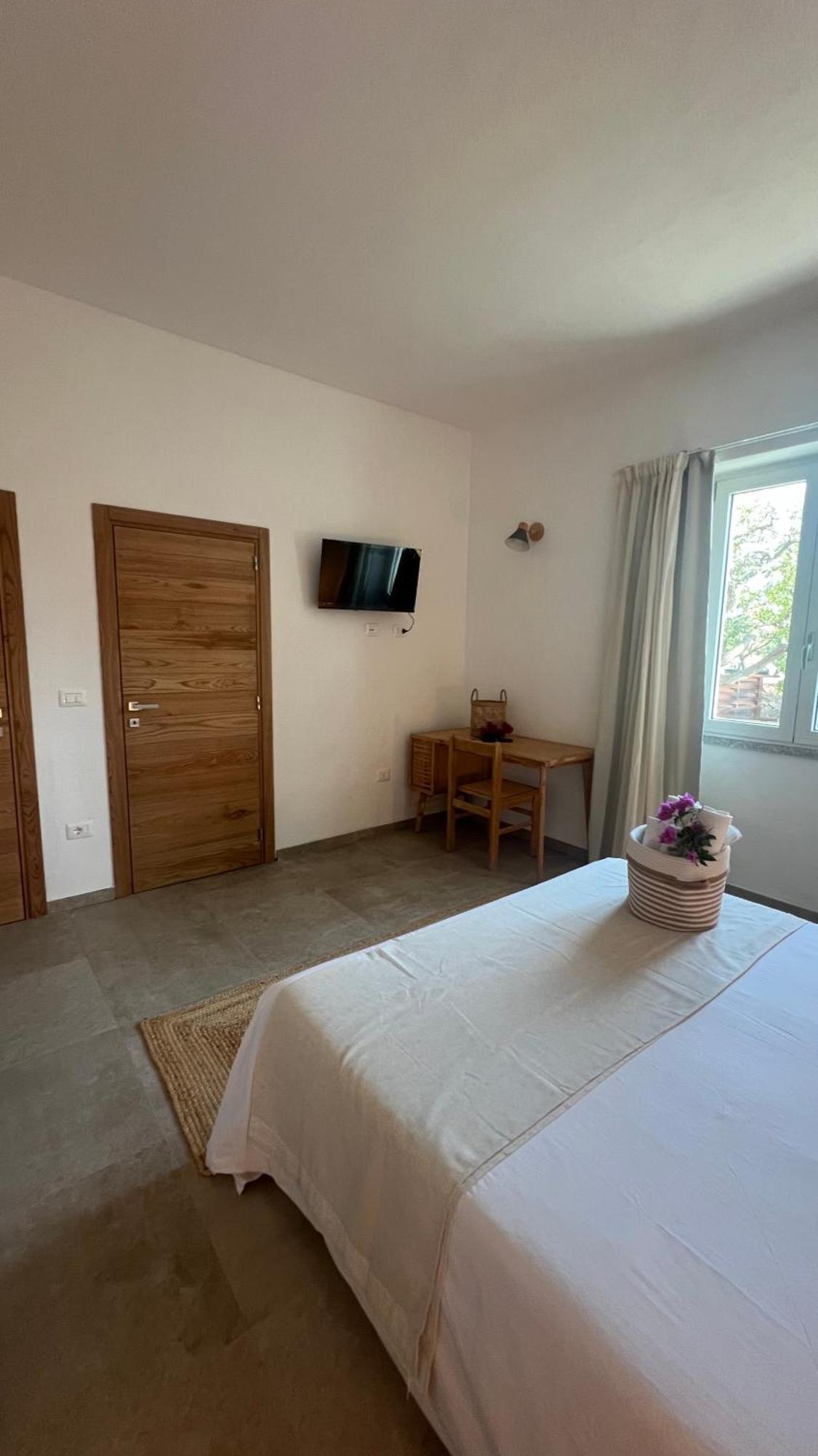 Il Mandorlo Bed & Breakfast Santa Teresa Gallura Dış mekan fotoğraf
